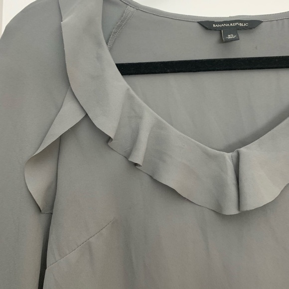 BANANA REPUBLIC GREY BLOUSE - Picture 3 of 6